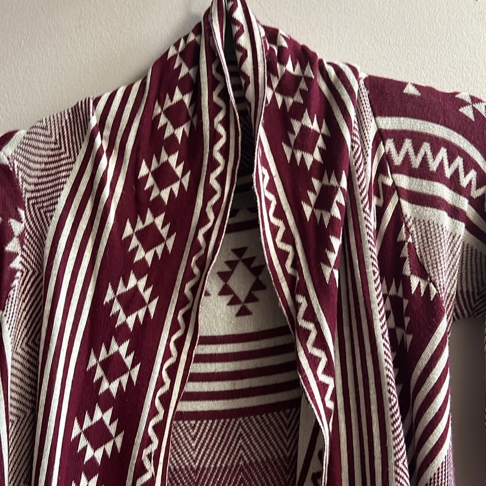 Women’s Size Small Navajo Sweater Jacket High Low Burgundy/Beige w/Fringes - Picture 3 of 6